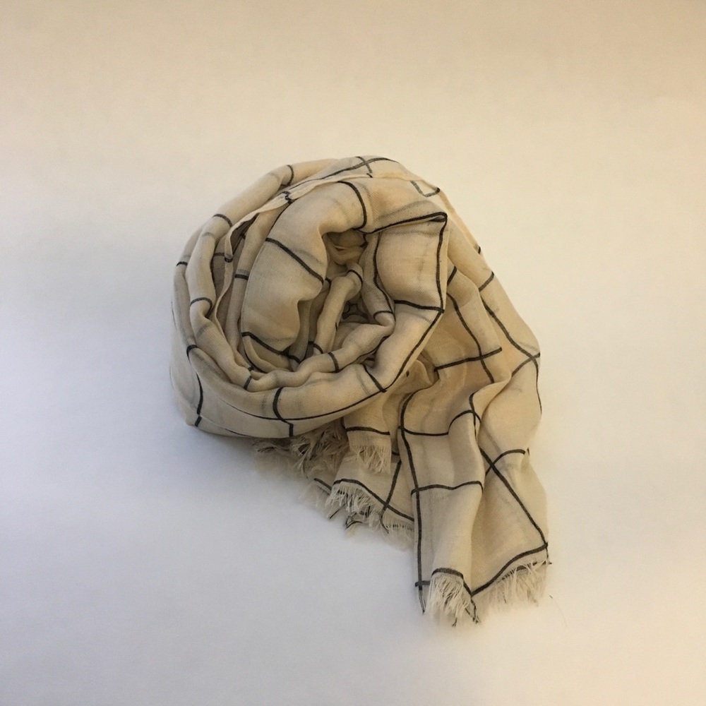 Rachael pally scarf cream and black grid, plaid